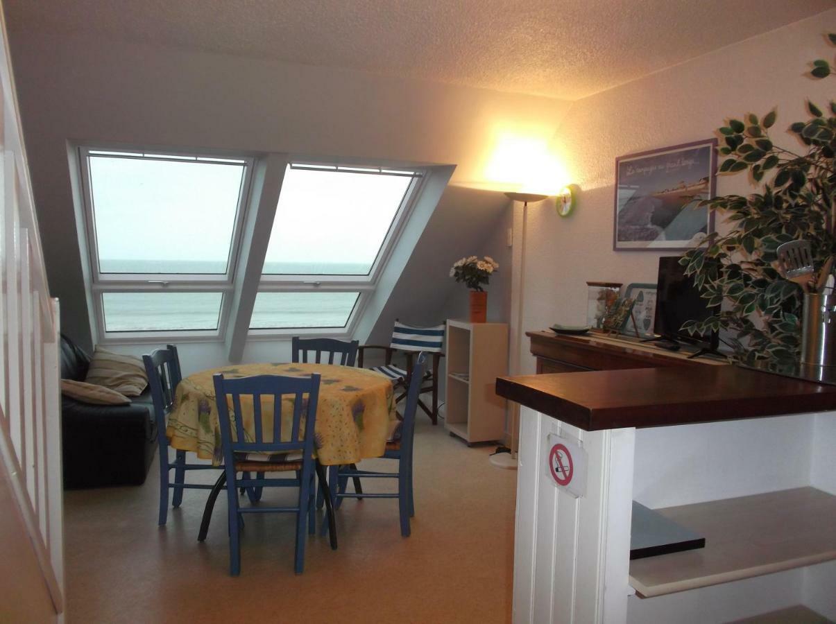 Residence Les Oyats Jullouville-les-Pins Bagian luar foto